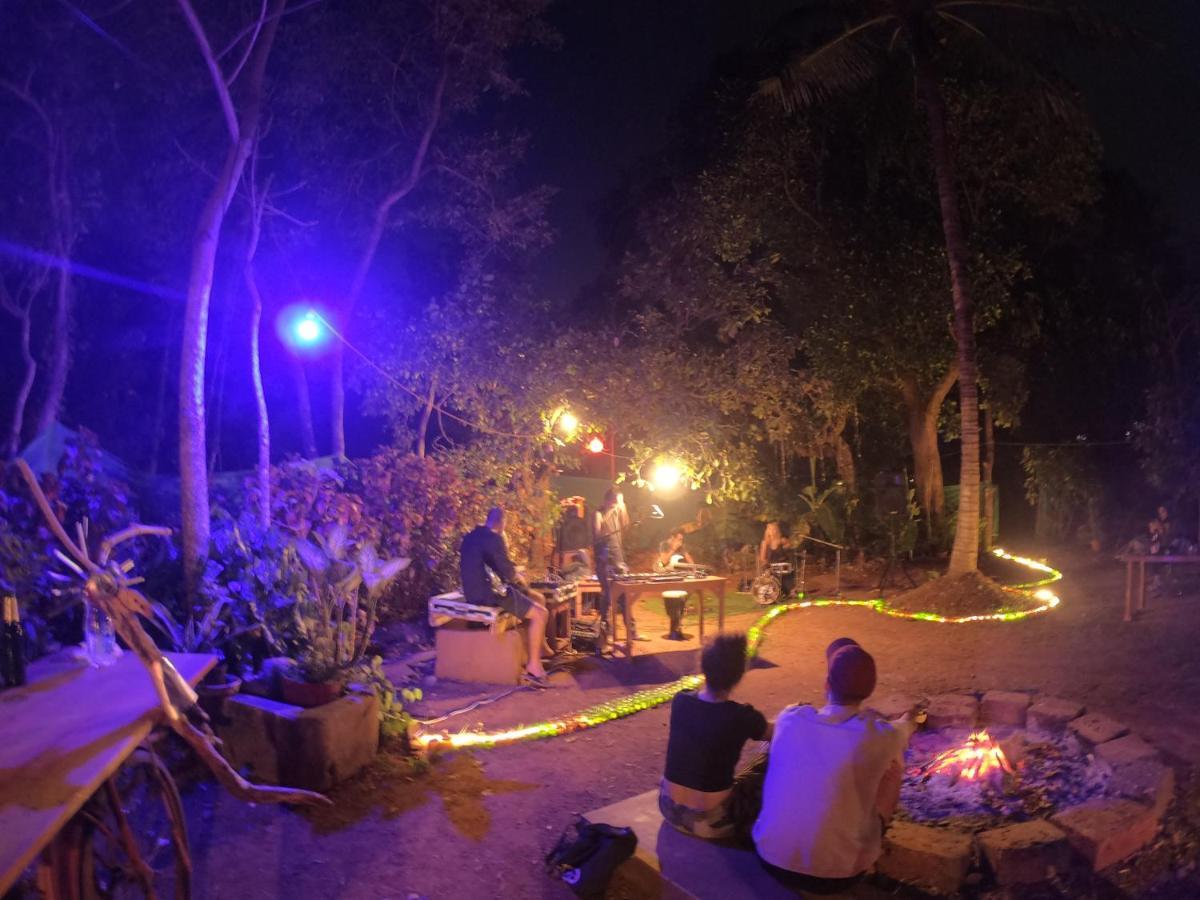 Gaia Hostels Anjuna Extérieur photo