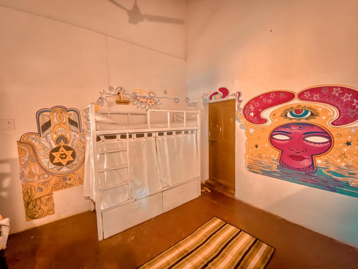 Gaia Hostels Anjuna Extérieur photo