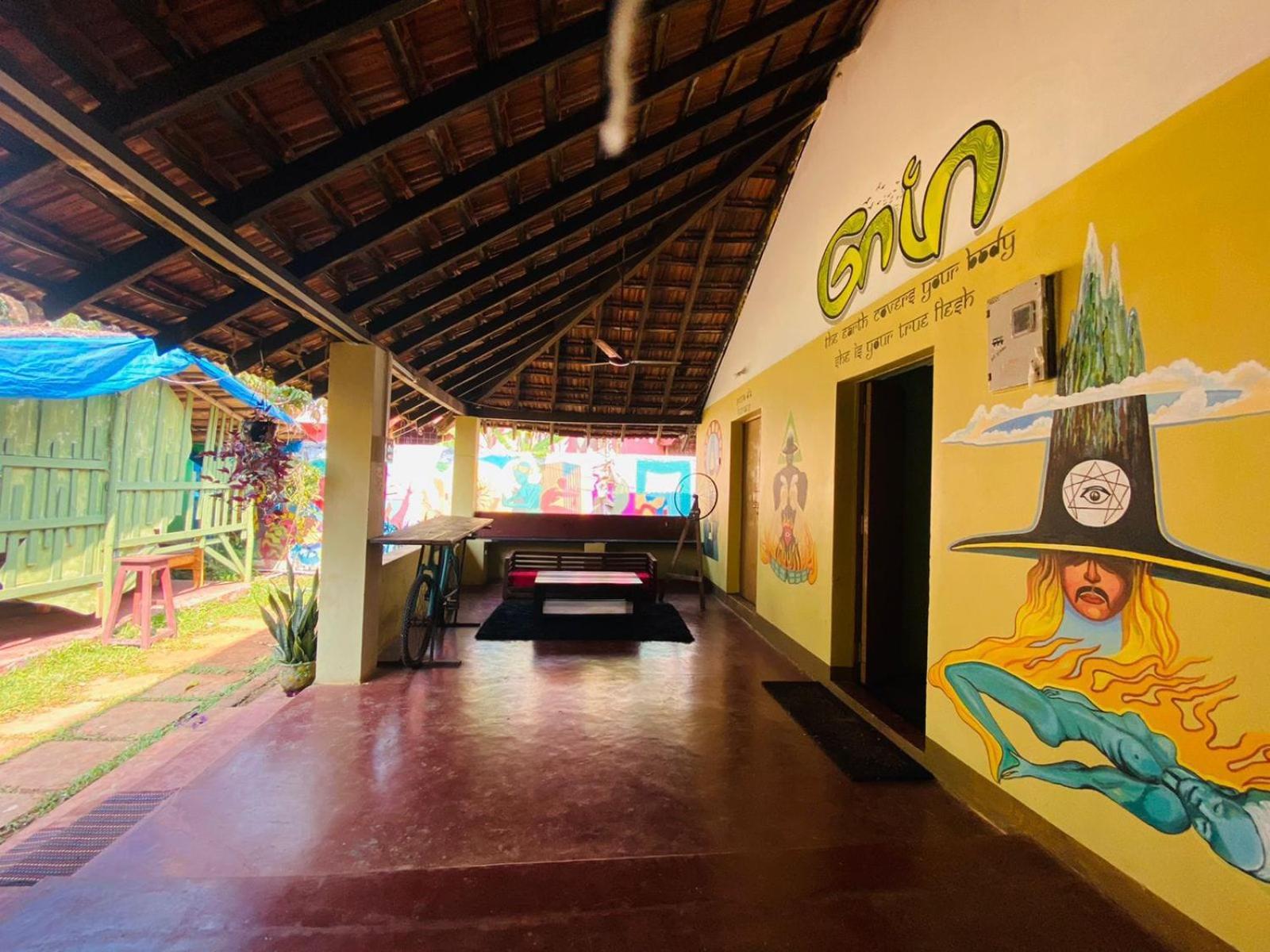 Gaia Hostels Anjuna Extérieur photo