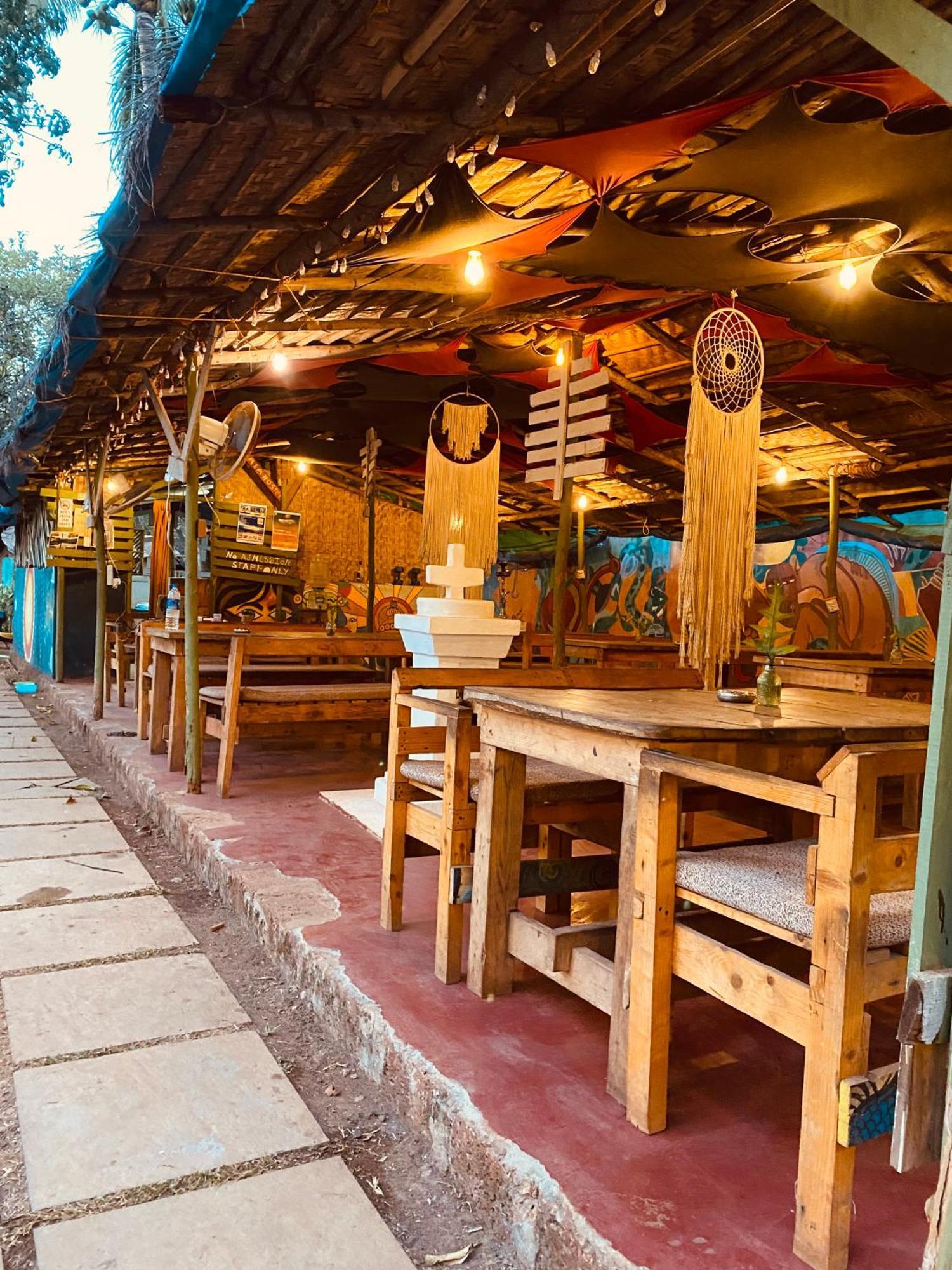 Gaia Hostels Anjuna Extérieur photo