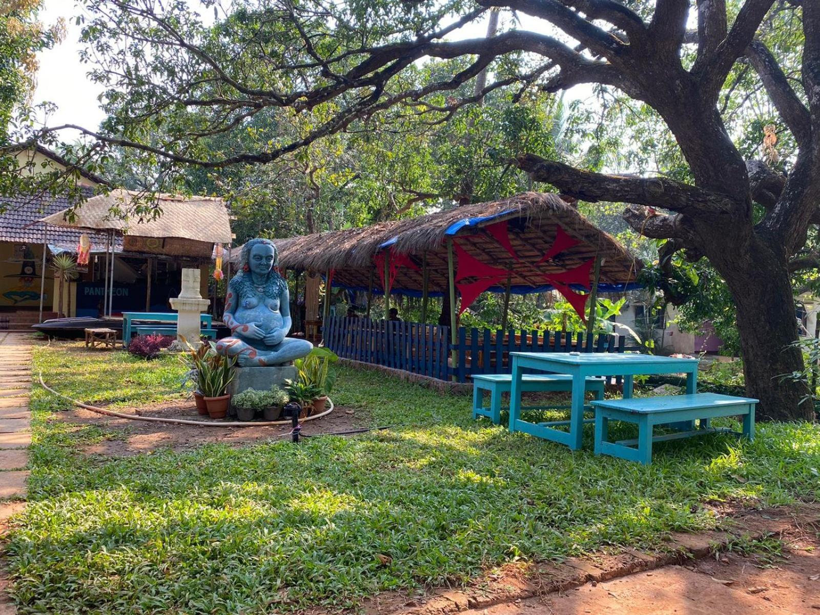 Gaia Hostels Anjuna Extérieur photo
